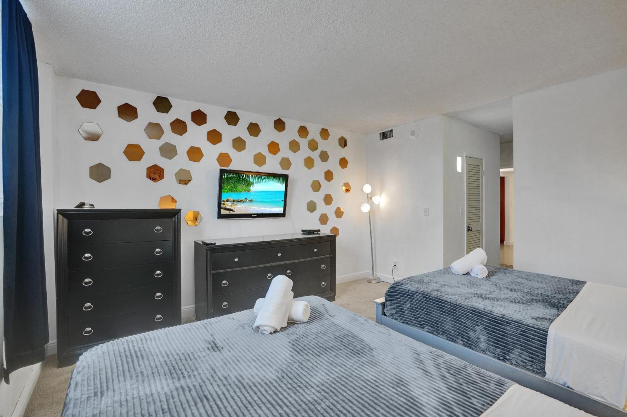 Ocean Reserve Luxury Condos Across From Sunny Isles Beach Miami Beach Extérieur photo