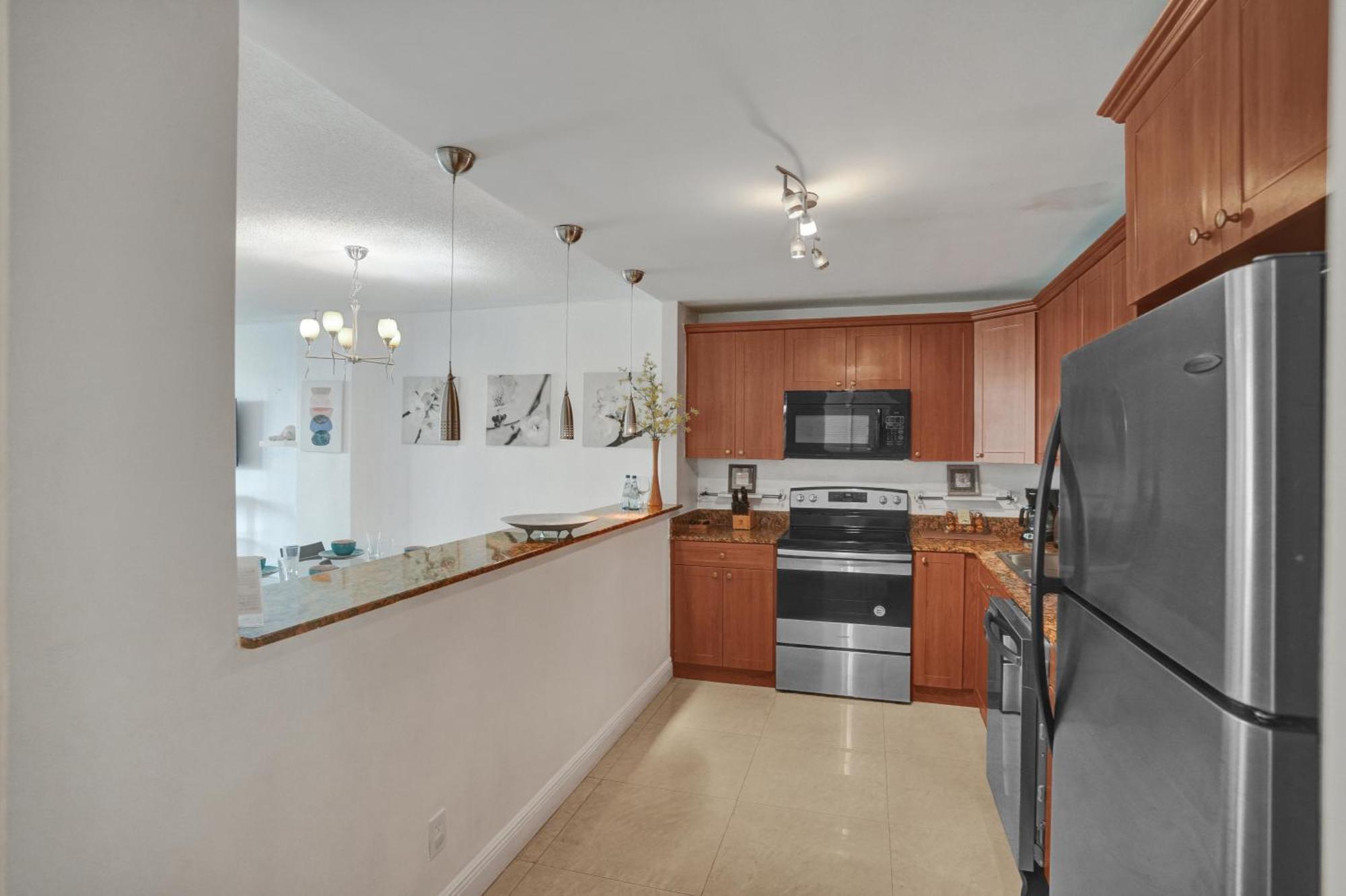 Ocean Reserve Luxury Condos Across From Sunny Isles Beach Miami Beach Extérieur photo