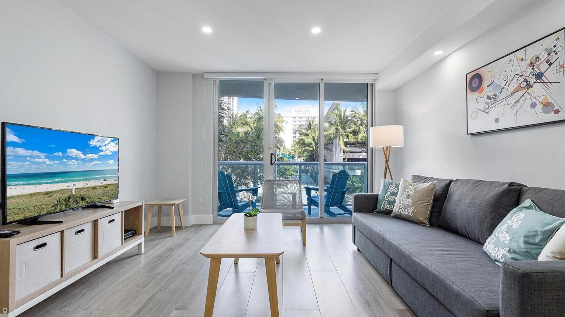 Ocean Reserve Luxury Condos Across From Sunny Isles Beach Miami Beach Extérieur photo