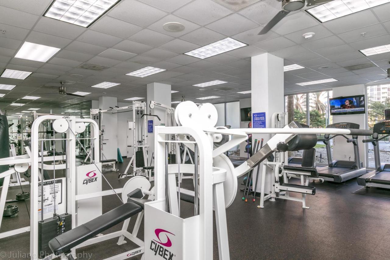 Ocean Reserve Luxury Condos Across From Sunny Isles Beach Miami Beach Extérieur photo